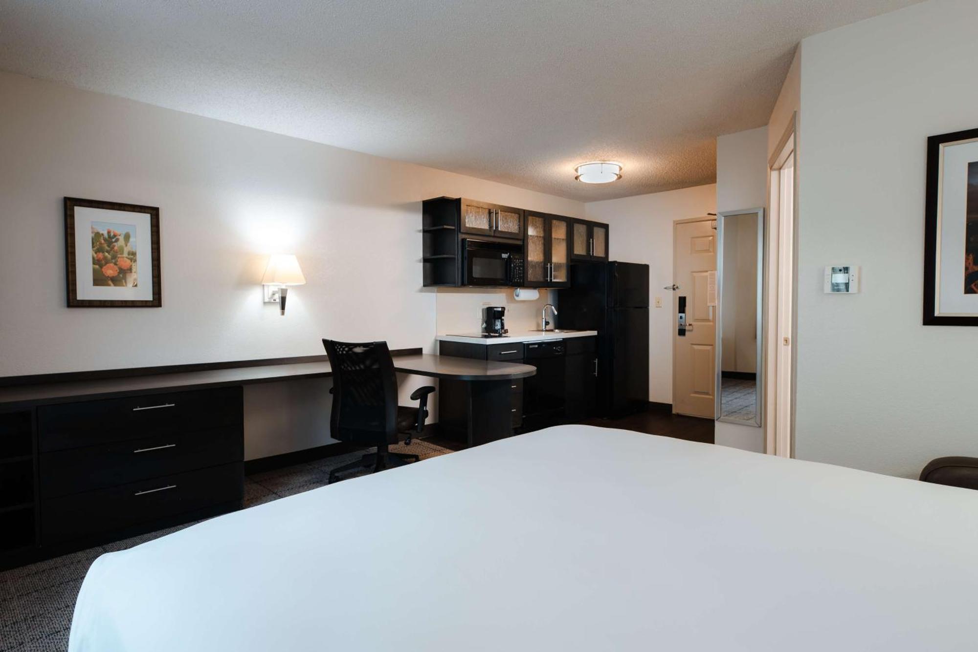 Sonesta Simply Suites Dallas Richardson Exterior photo