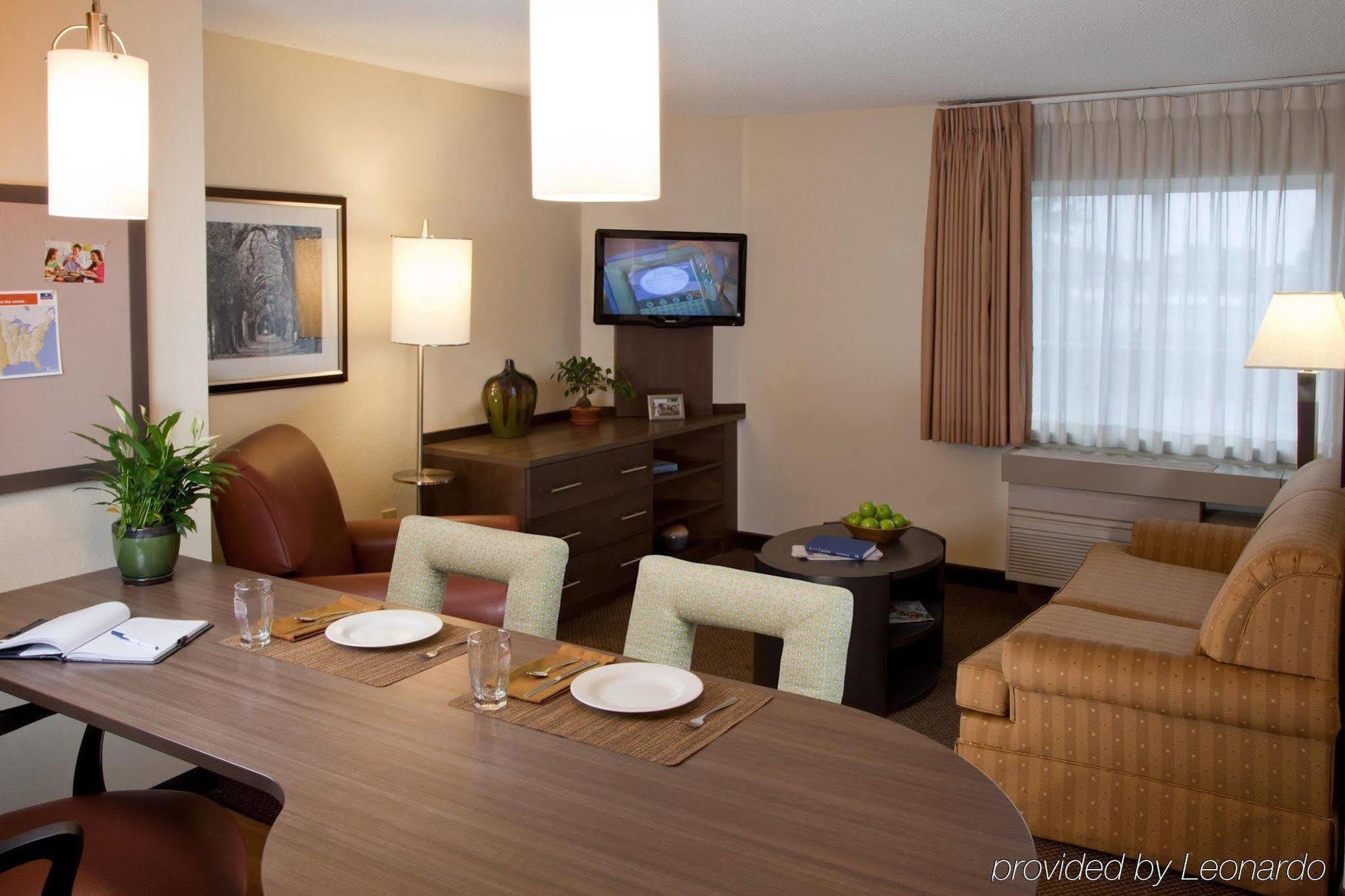 Sonesta Simply Suites Dallas Richardson Room photo